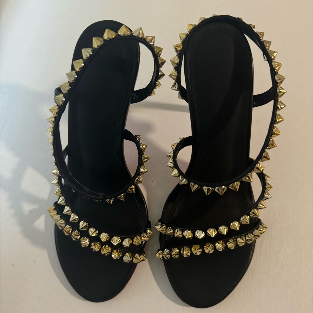 Vocosi 100mm red bottom sandals, size 6